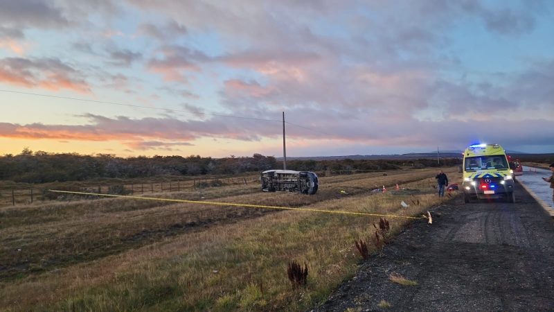Dos fallecidos en trágico accidente en Ruta 9, entre Natales y Punta Arenas | Autoridades expresaron su profundo pesar y hacen llamado a manejar con precaución por escarcha