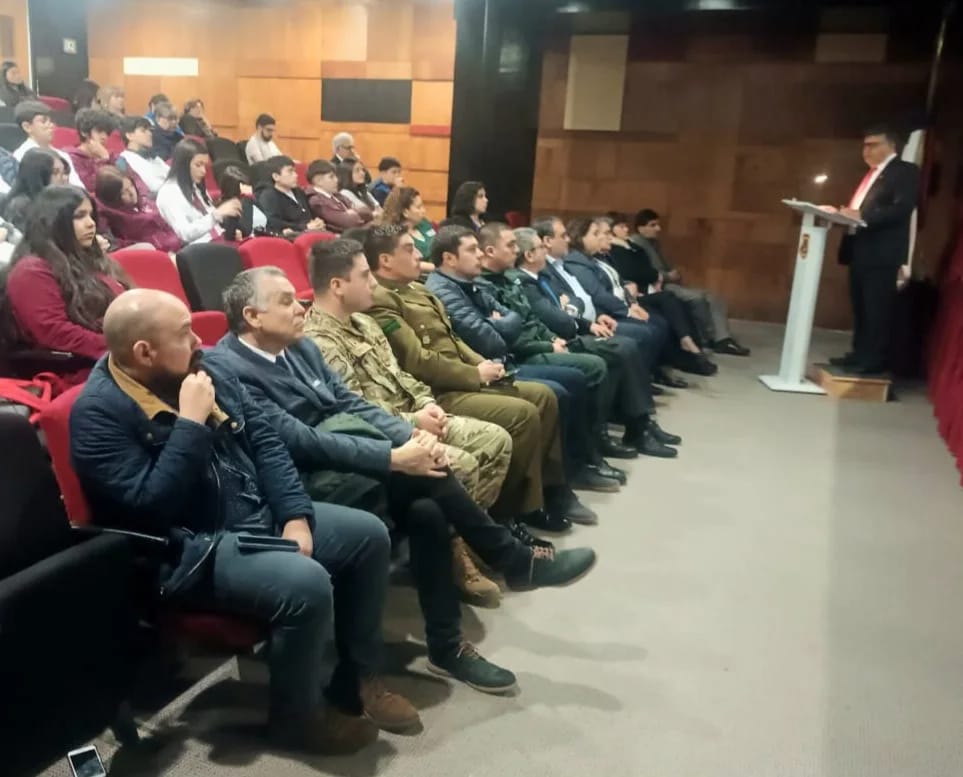 Liceo Bicentenario Hernando de Magallanes de Porvenir presentó su cuenta pública