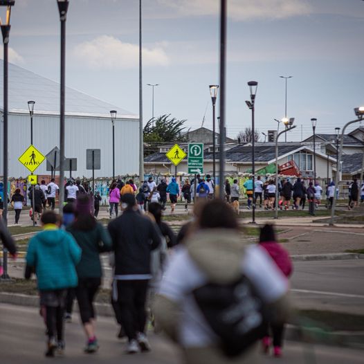 Corrida Familiar del Mes del Mar organiza la Armada de Chile en Punta Arenas