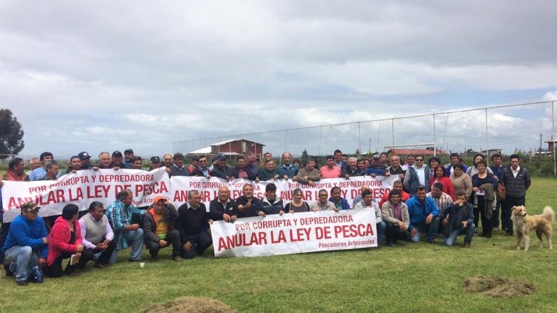 Pescadores artesanales de CONDEPP por situación de pesquerías en Chile | «La industria intenta tapar el sol con un dedo»