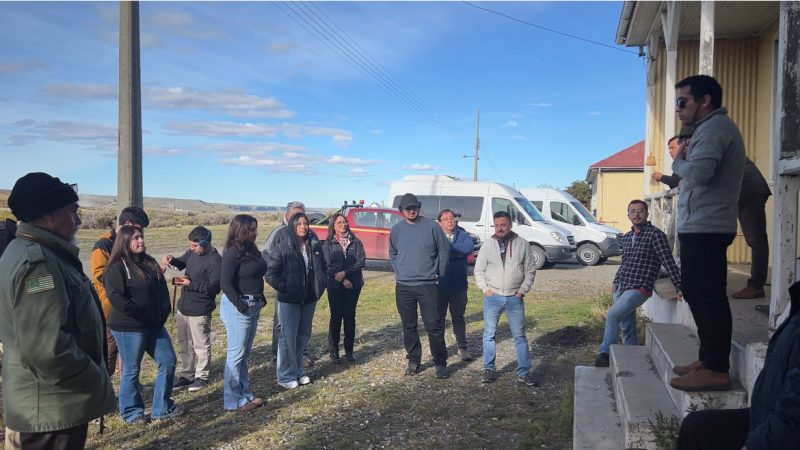 Miembros de la comunidad de Punta Arenas recorrieron el área del Proyecto H2 Magallanes