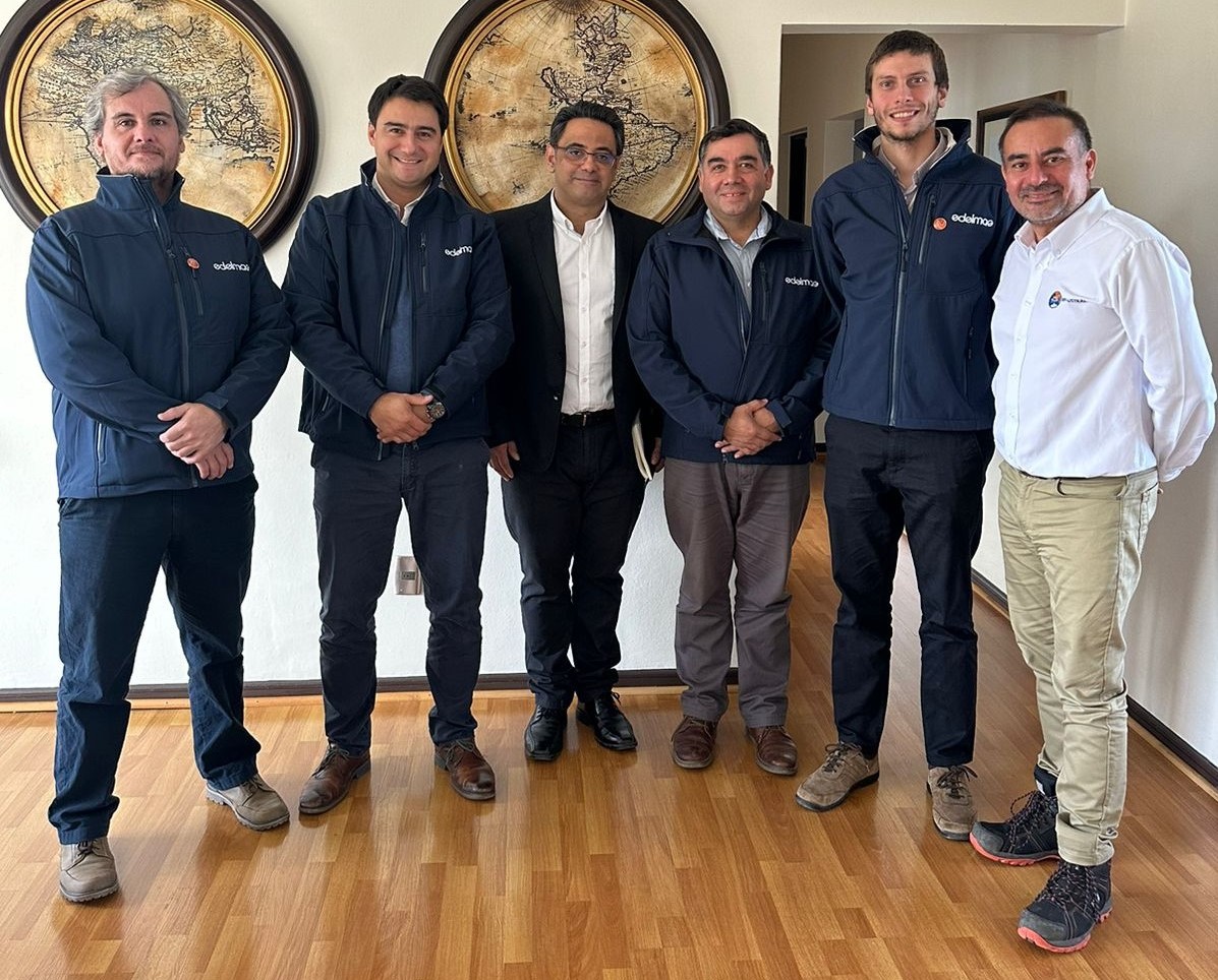 EPAustral y EDELMAG firman acuerdo para estudiar la electrificación de las operaciones portuarias en Punta Arenas