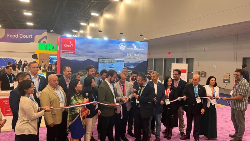 Ejecutivos de la Empresa Portuaria Austral marcan presencia en feria internacional Seatrade Cruise Global 2024