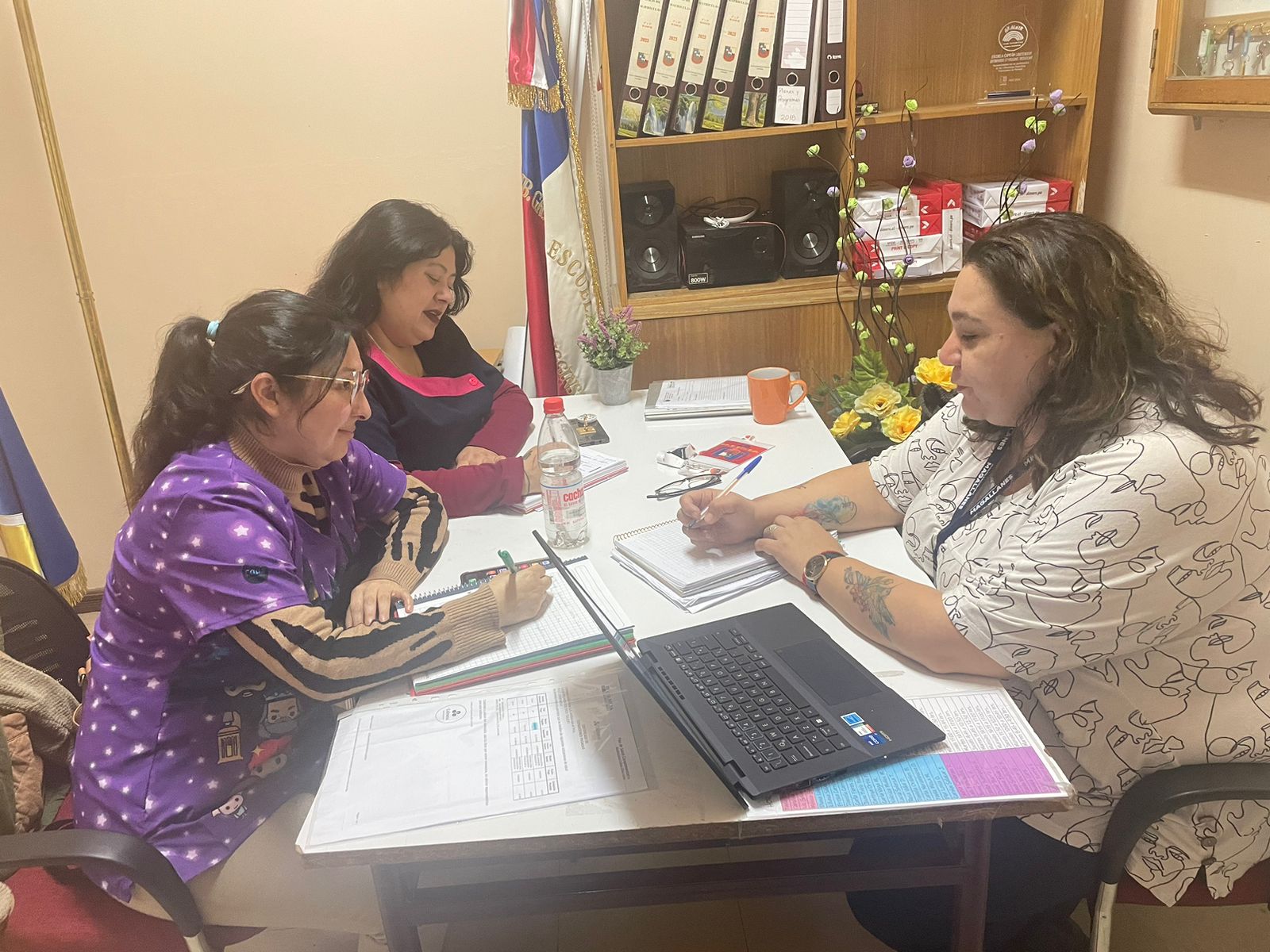 SLEP Magallanes atiende consultas de trabajadores de la Educación en Tierra del Fuego 