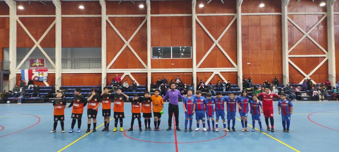 Futsal Infantil se realizó en el Polideportivo 18 de Septiembre de Punta Arenas