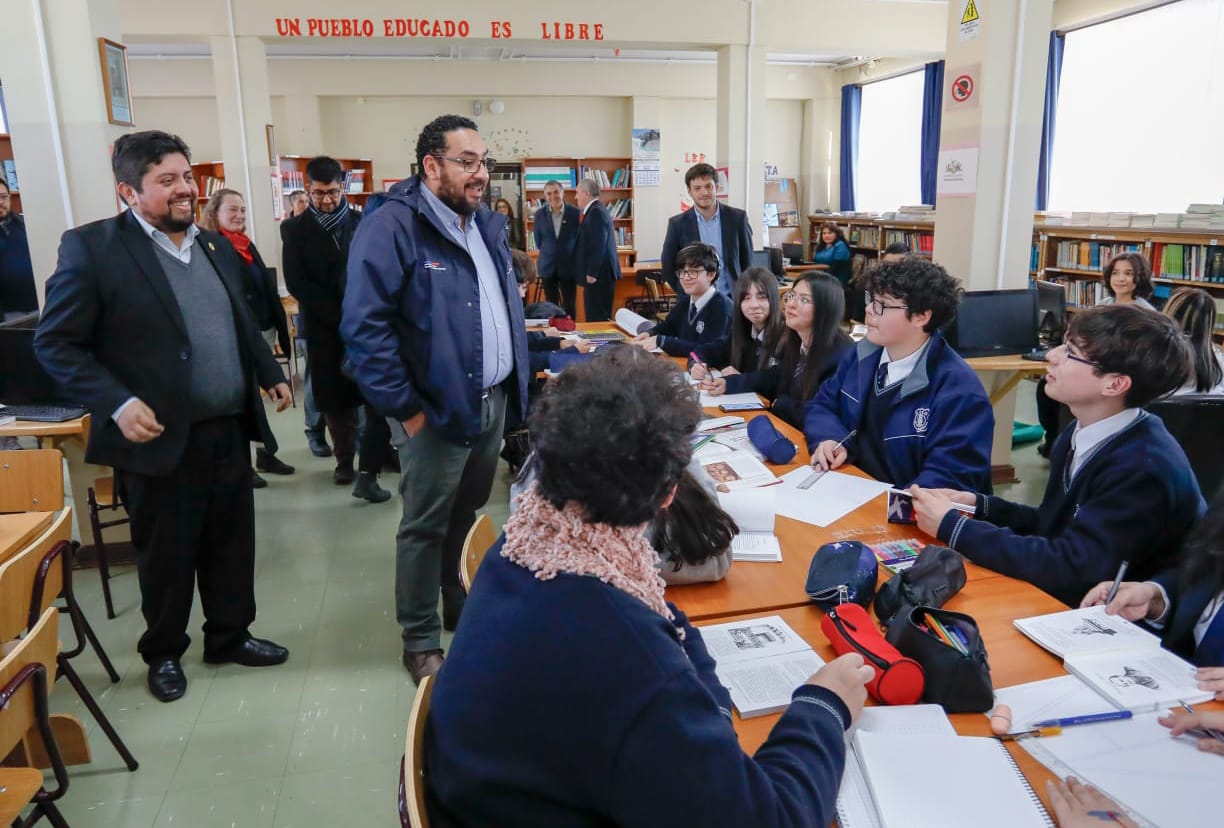 Con la presencia del Ministro de Educación se concluyó la Semana de la Educación Artística en Magallanes
