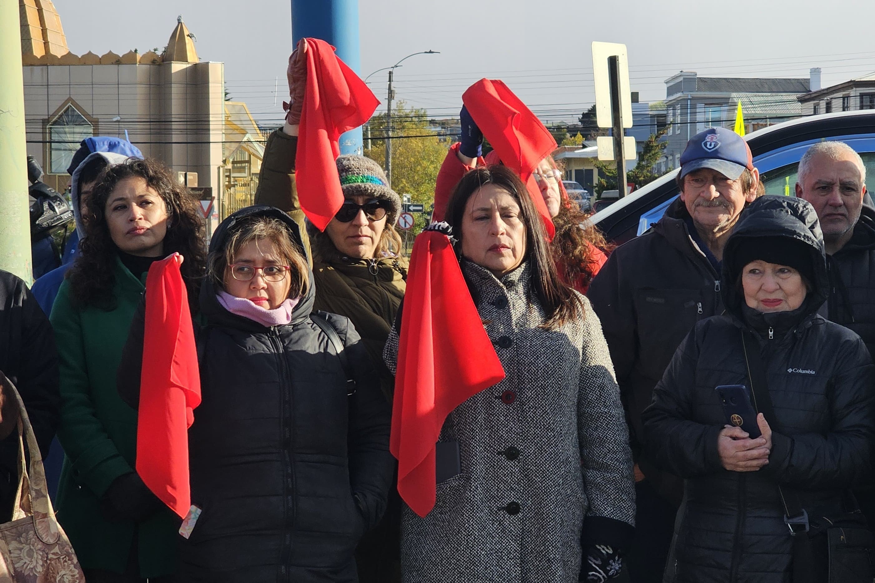 En emotiva ceremonia se reivindicó la memoria de las magallánicas Susana Obando Coñué y Gloria Lagos Nilsson