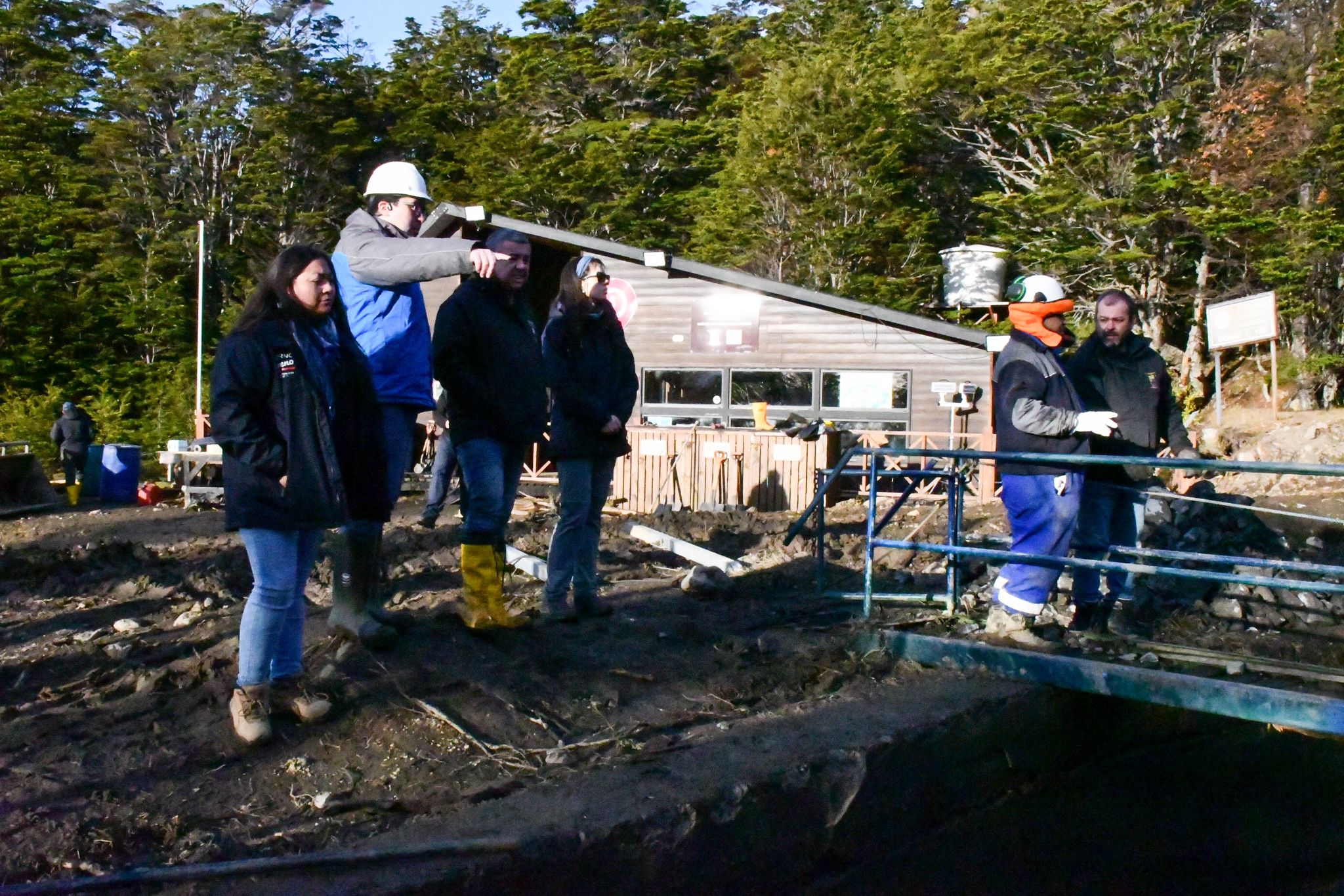 Emergencia por corte en el suministro de este vital elemento: Aguas Magallanes comienza a producir agua potable en Puerto Williams