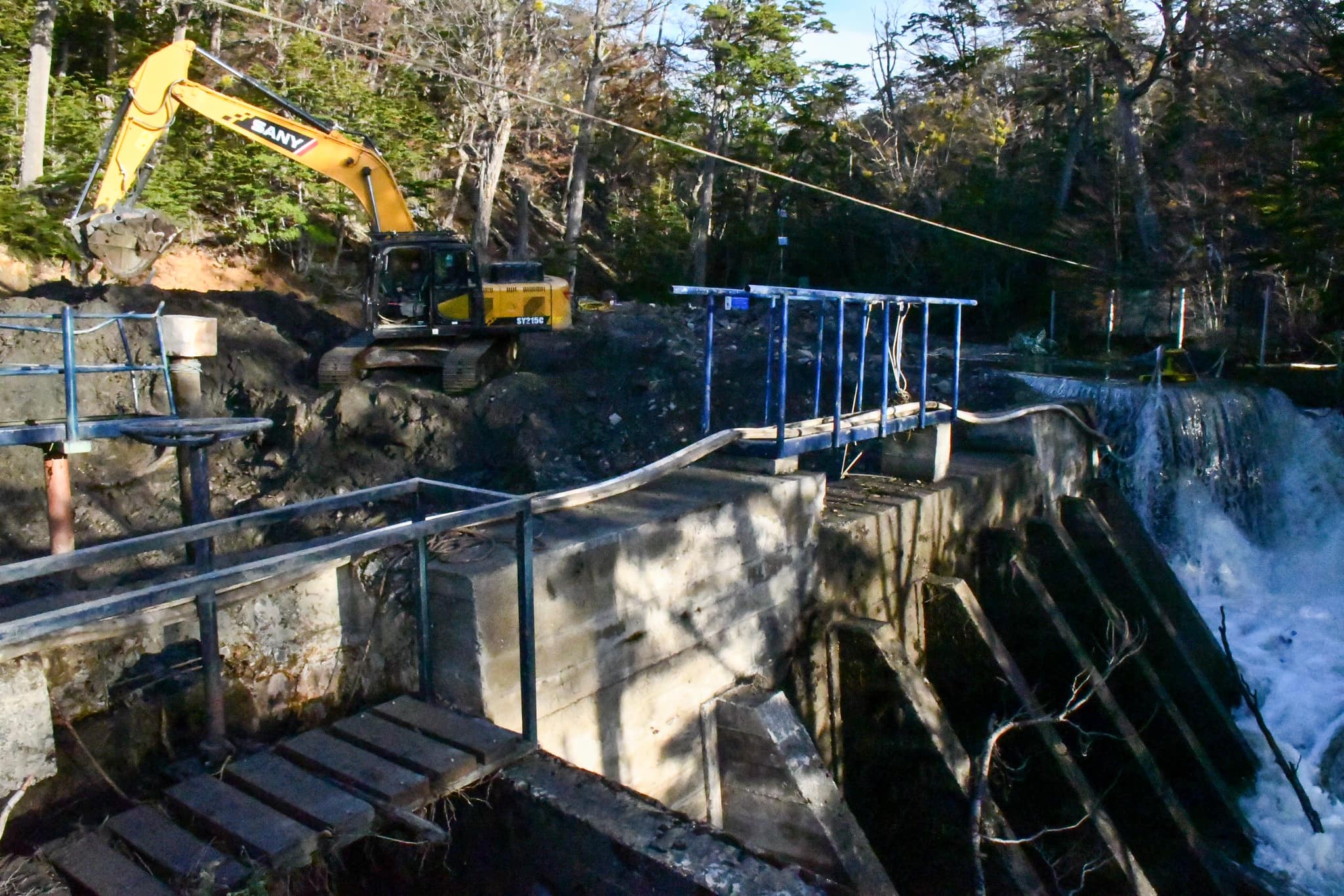 Emergencia por corte en el suministro: AGUAS MAGALLANES comienza a producir agua potable en Puerto Williams