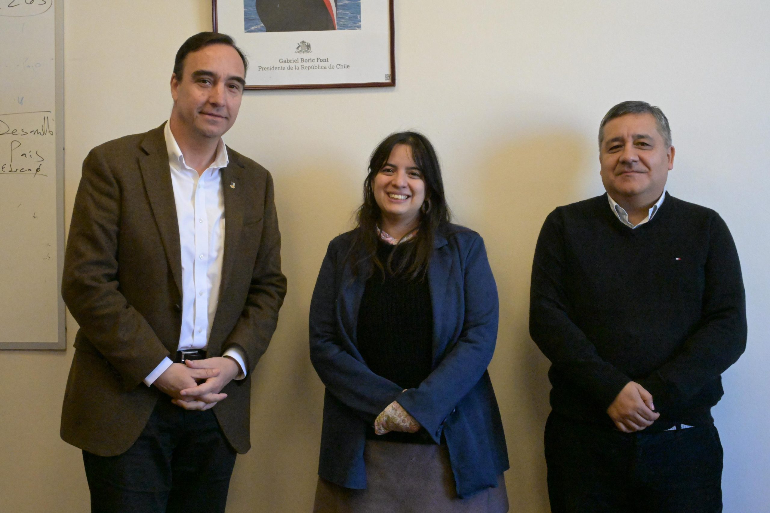 Gobernador Flies se reunió con la directora de presupuesto del Ministerio de Hacienda