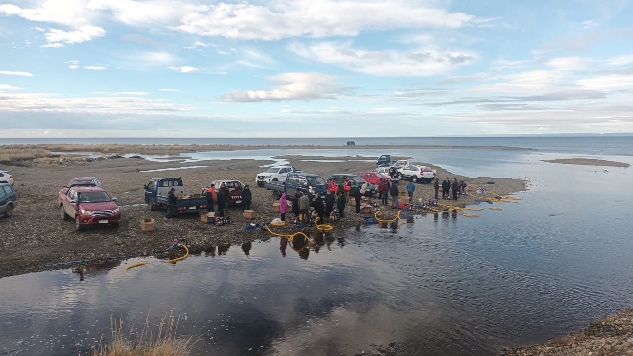 Unión Comunal Hernando de Magallanes de Punta Arenas recibió inducción para el correcto uso de motobombas