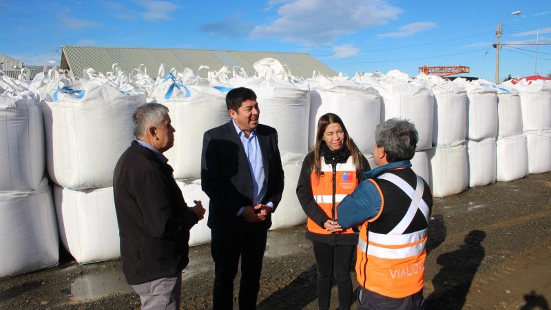 Dirección de Vialidad del MOP dispone de 3000 toneladas de sal para las rutas de Magallanes
