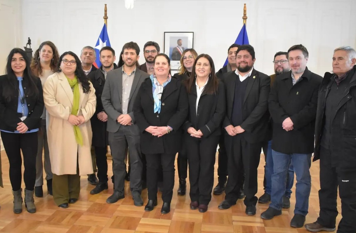 Autoridades regionales se reunieron con la Ministra de Defensa Maya Fernández