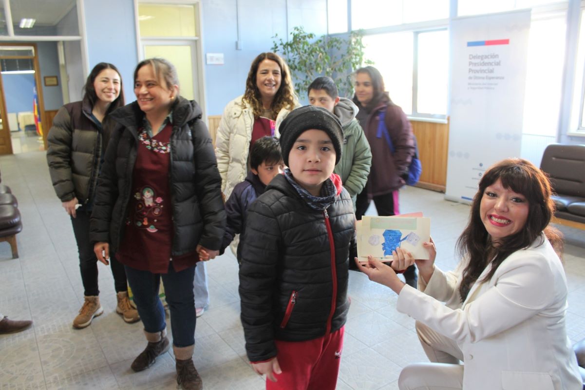 Delegación Provincial destaca Salidas pedagógicas de alumnos de la Escuela Nicolás Mladinic en Puerto Natales