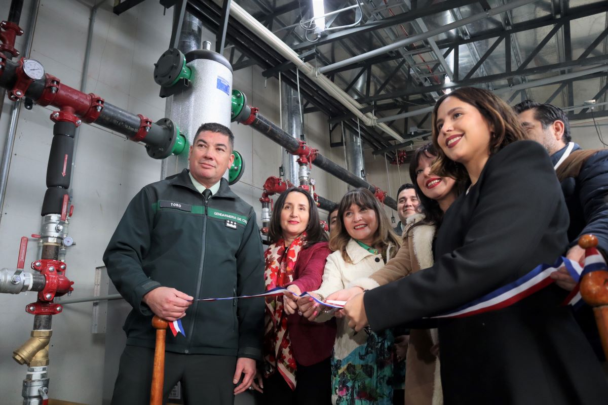Funcionando al 100% la nueva central térmica del Centro de Detención Preventiva de Puerto Natales