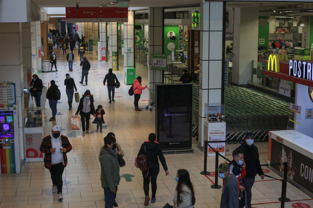 IMACEC del mes de abril subió en un 3.5% indicando gradual recuperación de la actividad económica