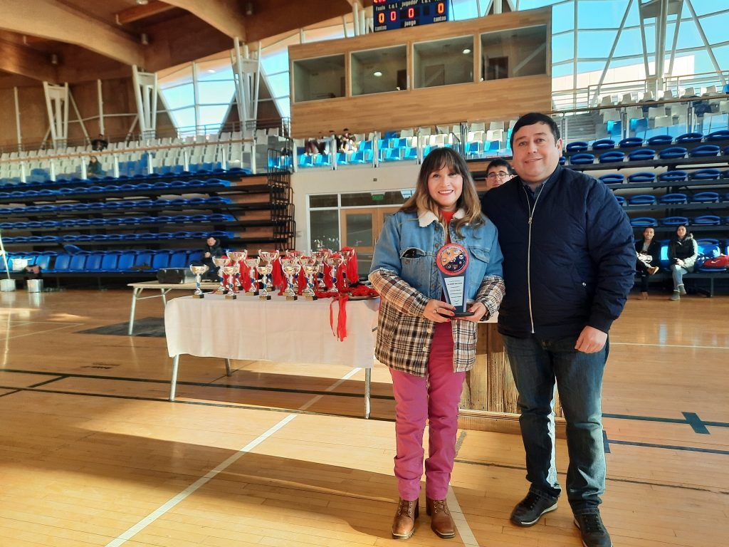 Escuelas de Futbol de Puerto Natales fueron premiadas e iniciaron competencia de invierno 2024