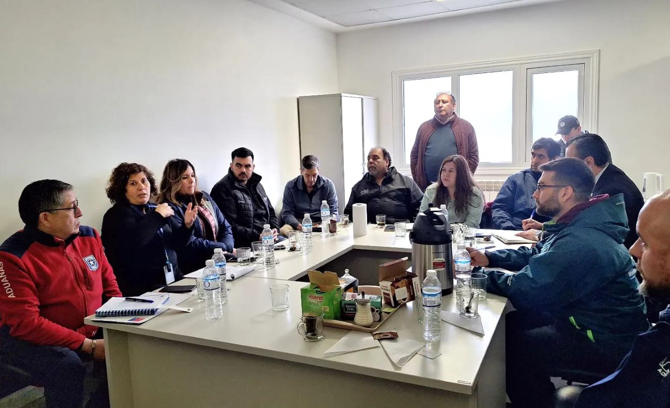 Despliegan coordinaciones en frontera preparando el Gran Premio automovilístico de la Hermandad Chileno Argentina en Tierra del Fuego