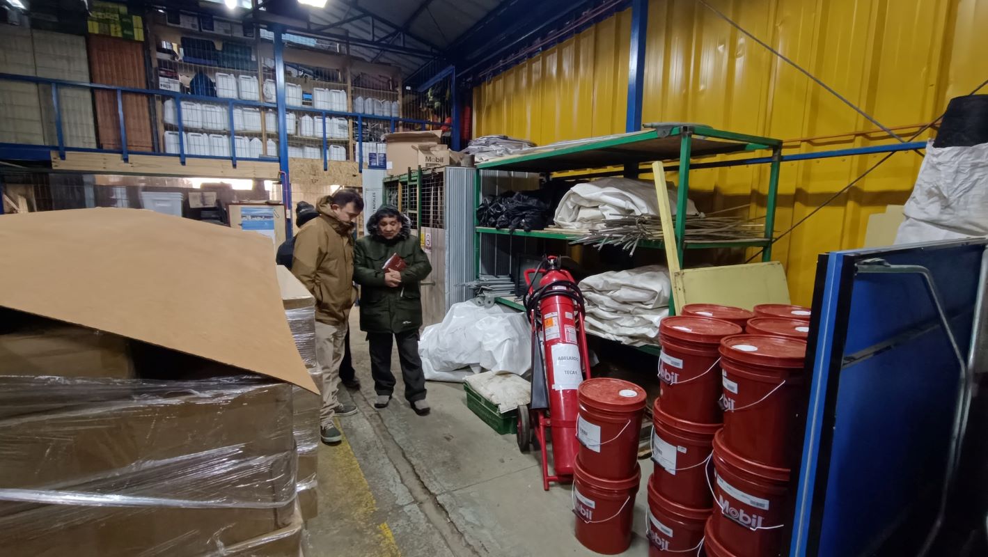 Concejales de Puerto Natales cumplen su función fiscalizadora visitando la Maestranza Municipal