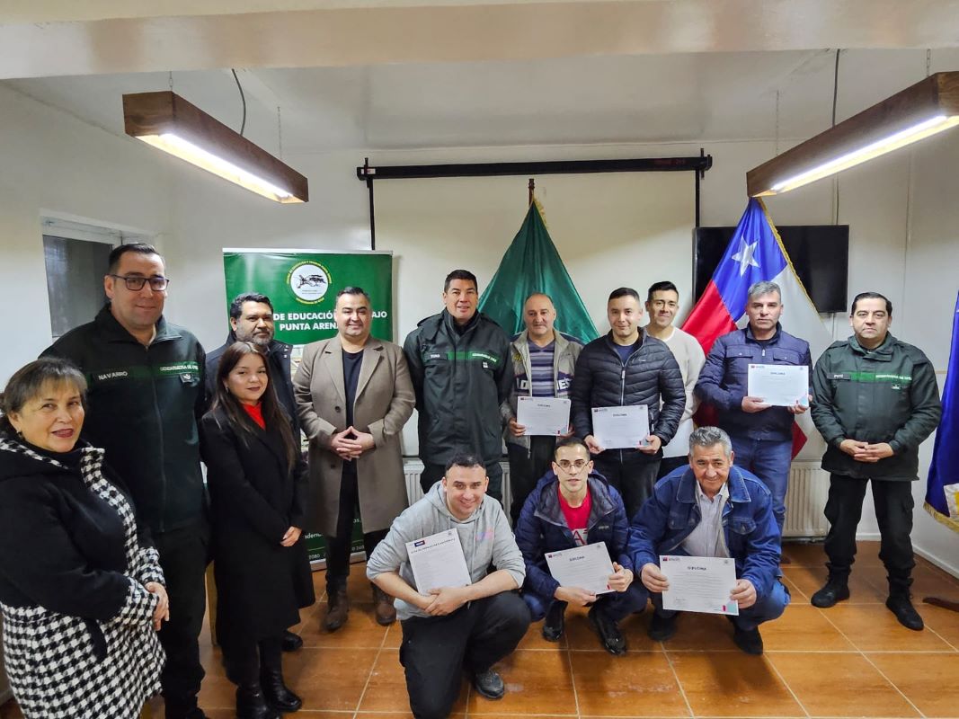 Beneficiarios del Programa +R del SENCE recibieron sus diplomas de planificación