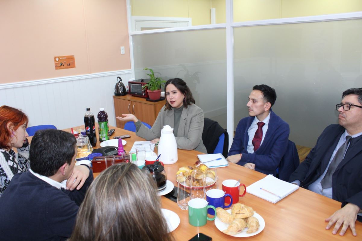Defensor Nacional de la Niñez se reunió con SEREMI de Justicia y DDHH en Punta Arenas