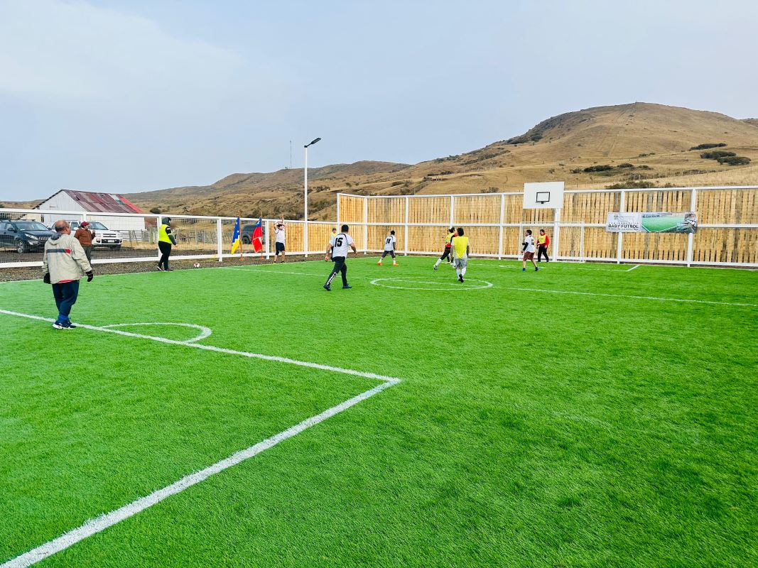 En Río Verde fue inaugurada moderna cancha sintética financiada con recursos del Gobierno Regional