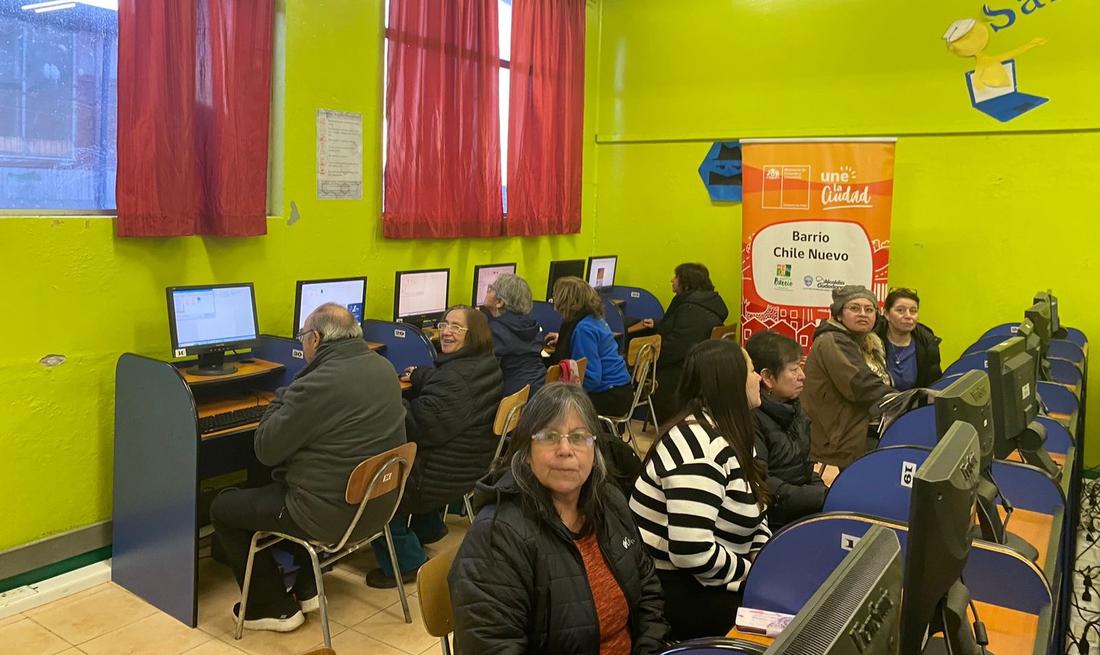 Jornada de alfabetización digital se realizó en Puerto Natales | En la actividad participaron alrededor de 20 personas