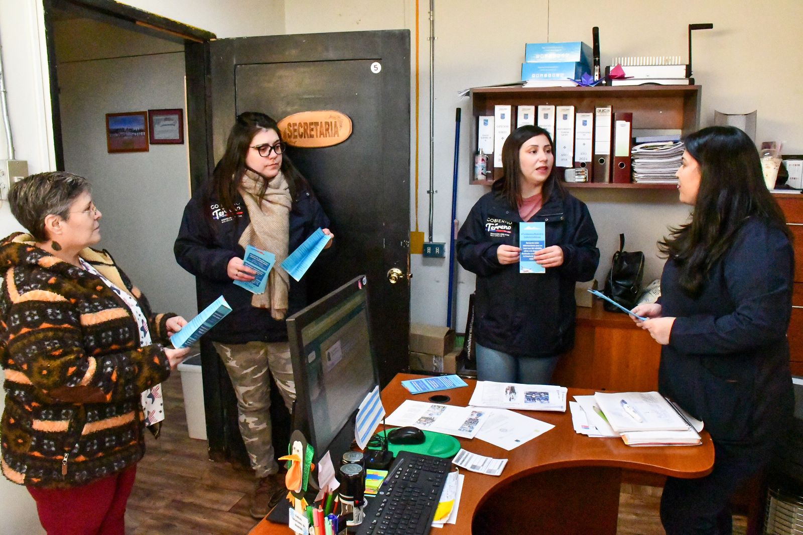 Promueven el buen uso del subsidio aéreo para residentes de la Provincia Antártica Chilena