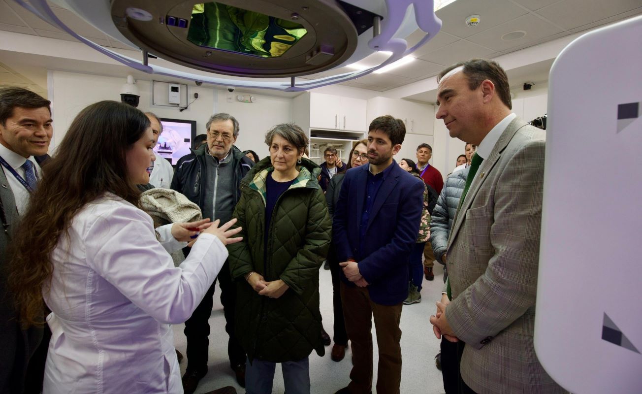 Inaugurado nuevo acelerador lineal en el Hospital Clínico Magallanes