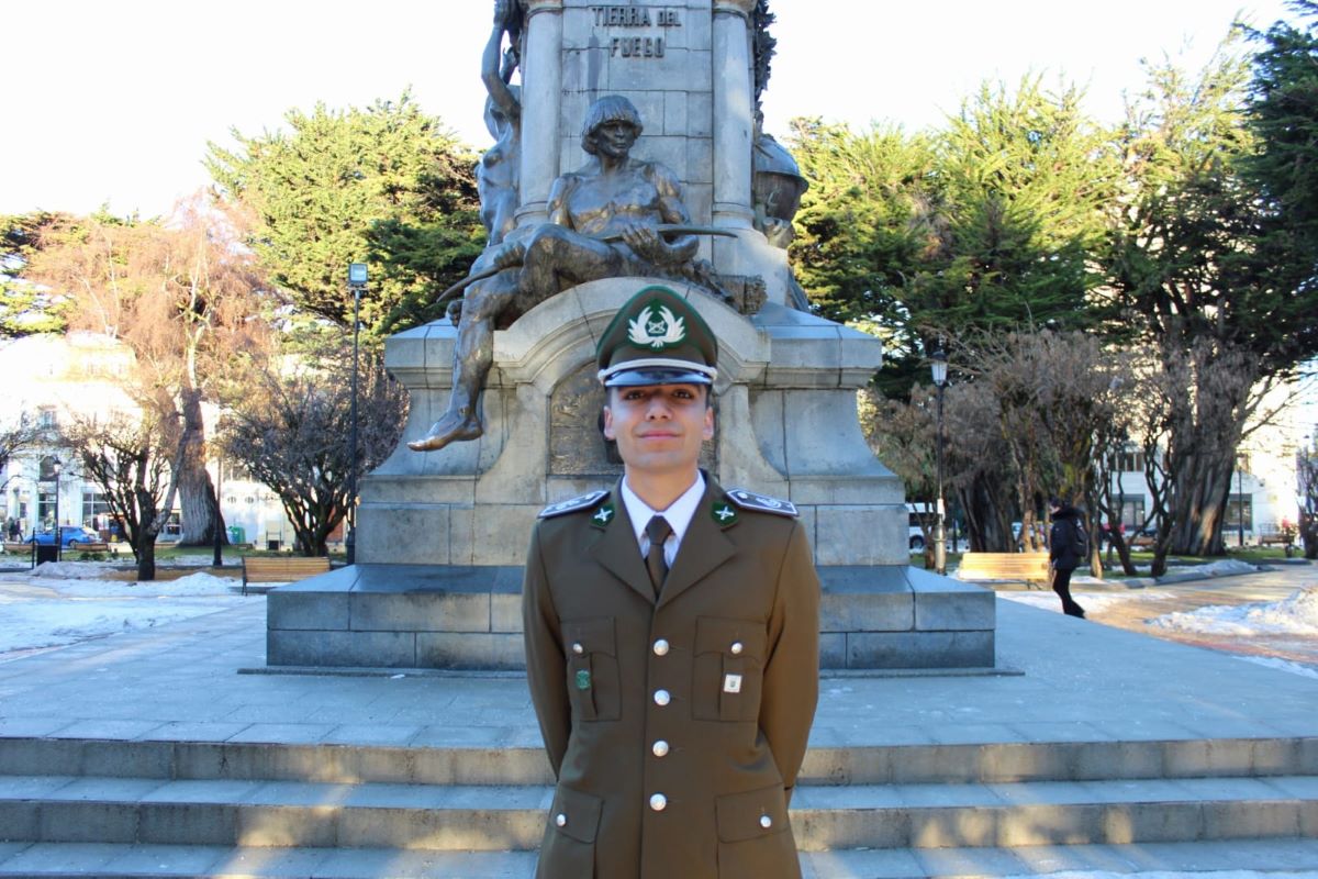 Carabineros te invita a convertirte en Oficial | Abiertas las inscripciones a la Escuela de Carabineros