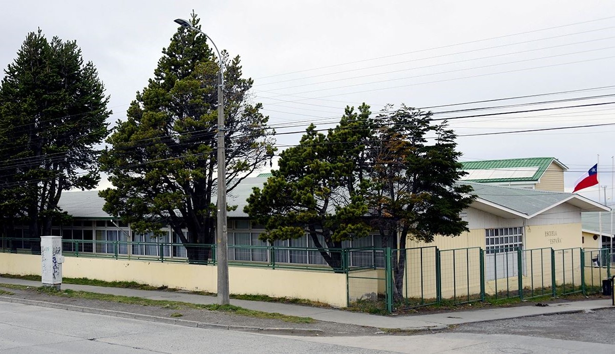 Robo en Escuela España de Punta Arenas investiga Carabineros | $ 11 millones de pesos en especies