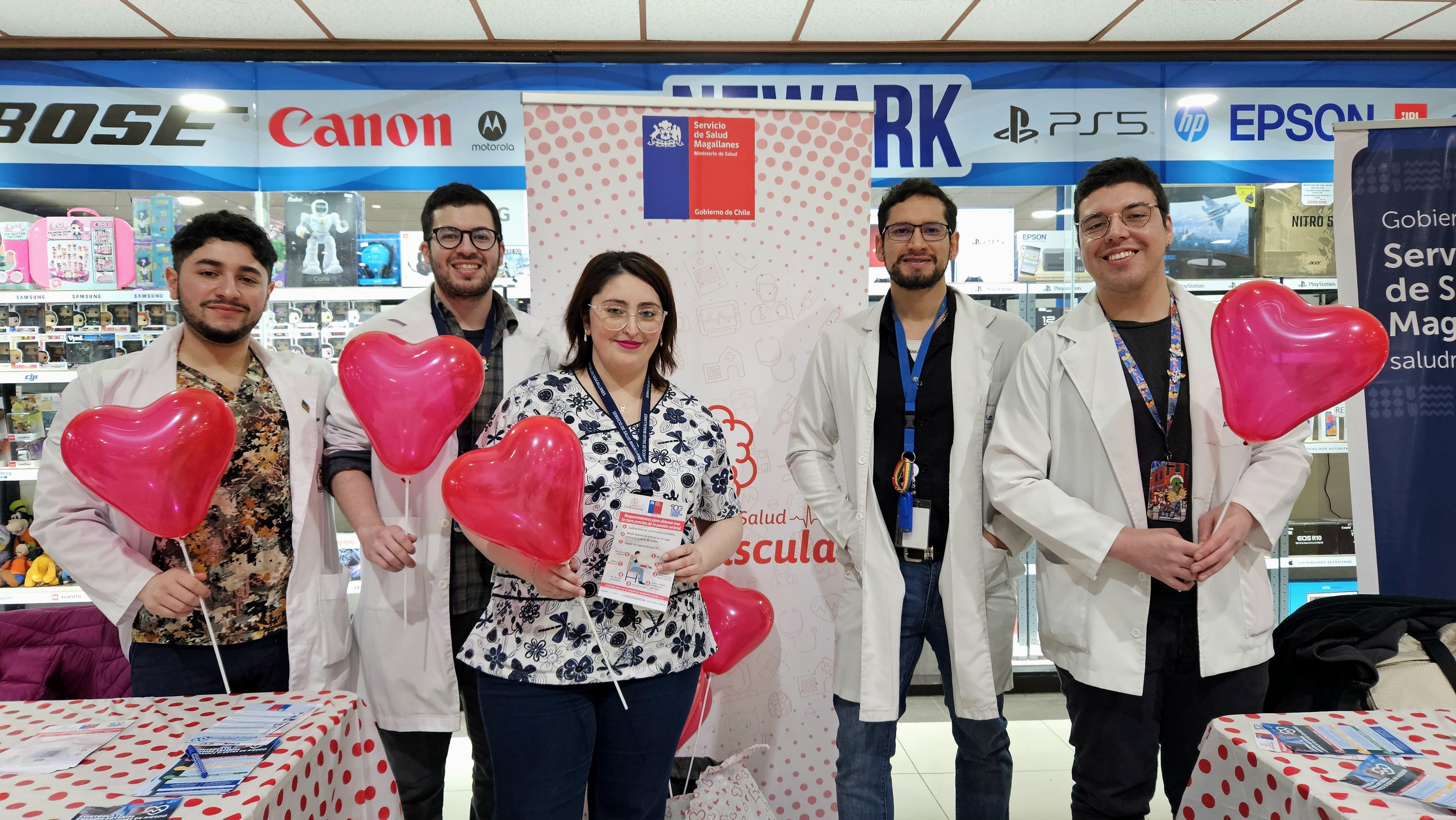 Magallánicos/as conocieron sus números en intervención de Programa Cardiovascular del Servicio de Salud