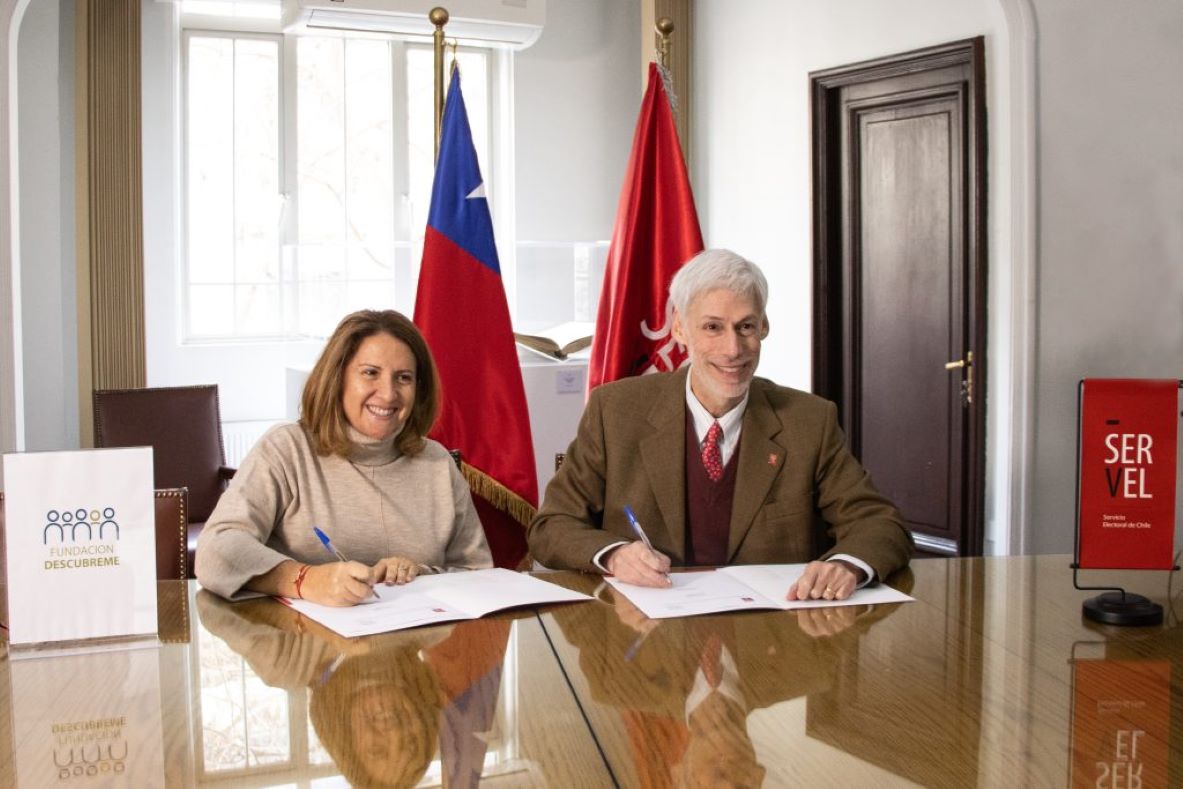 Servel y Fundación Descúbreme firman convenio que promueve la inclusión de personas con discapacidad cognitiva