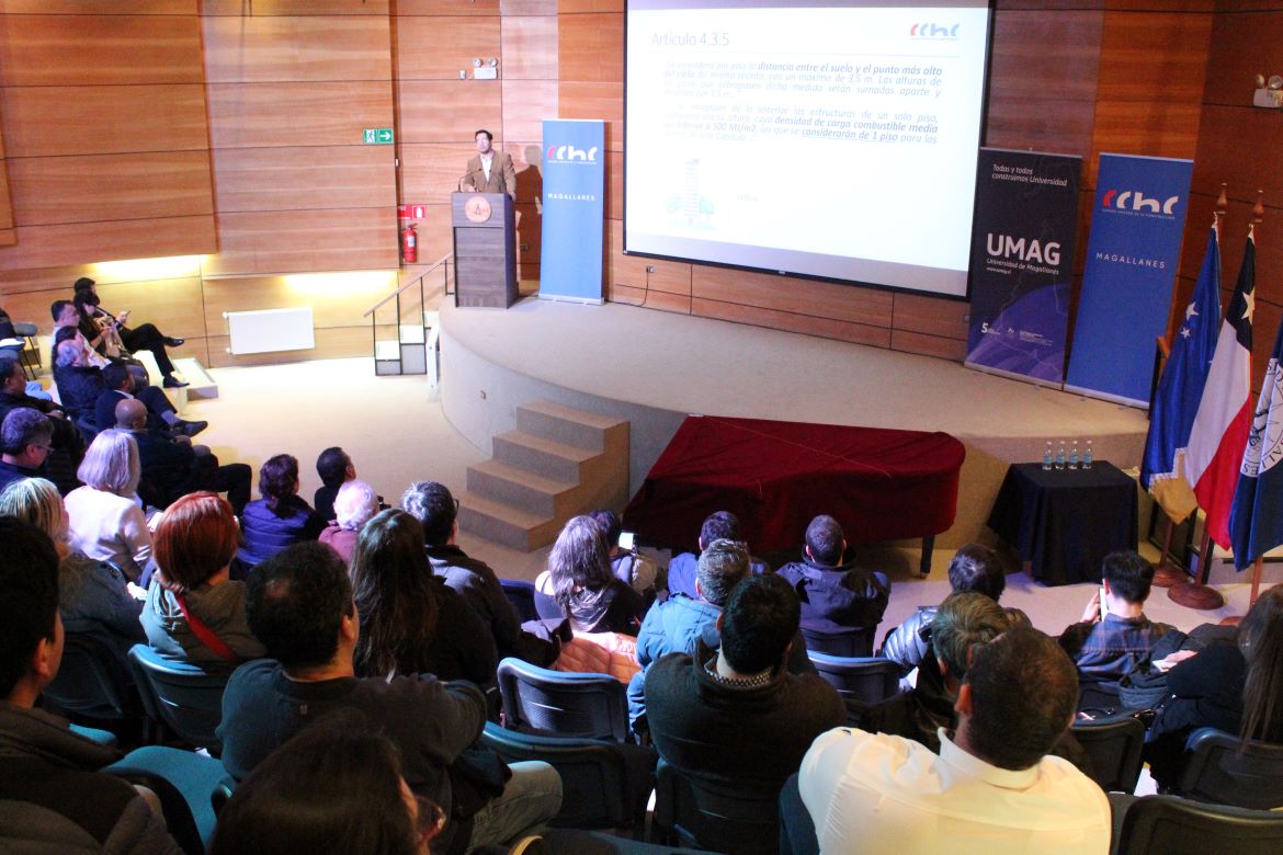 CChC Magallanes realizó un exitoso Seminario sobre normativa vigente de protección contra incendios de estructuras