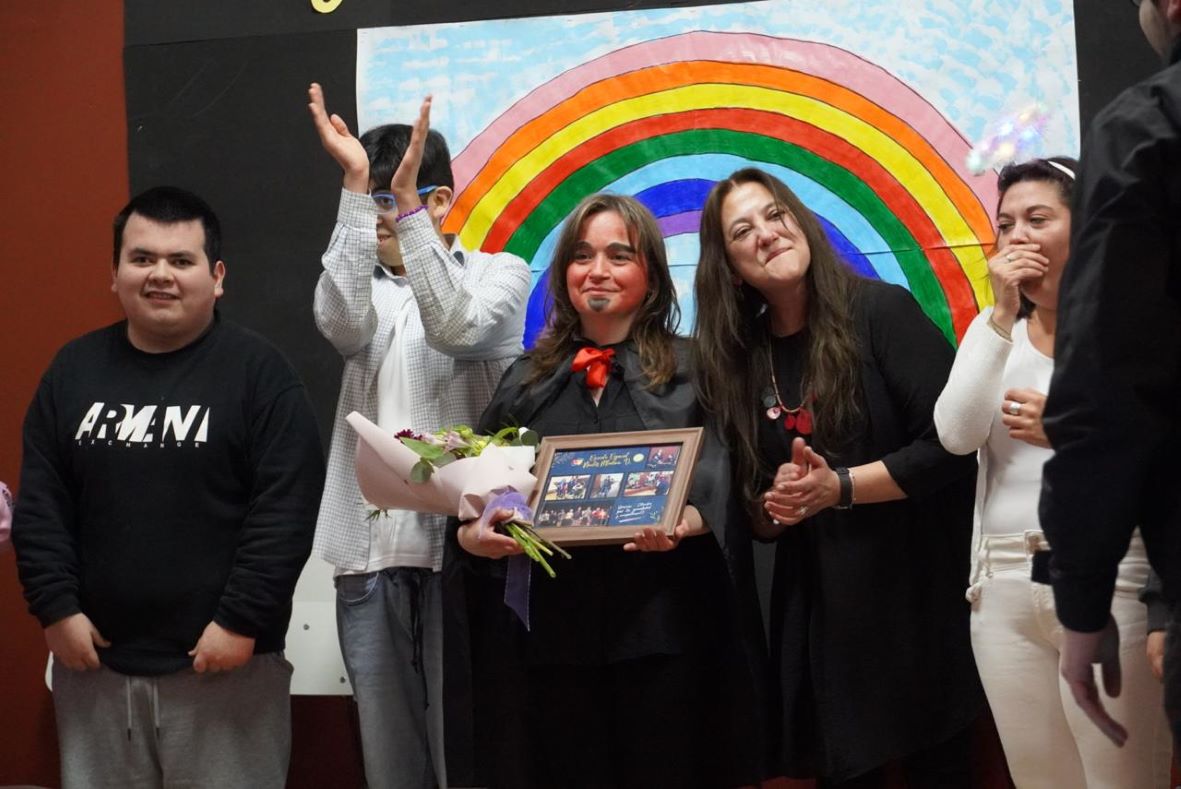 Escuela Diferencial Nicolás Mladinic conmemoró 52 años de vida con presentaciones de danza, música y teatro