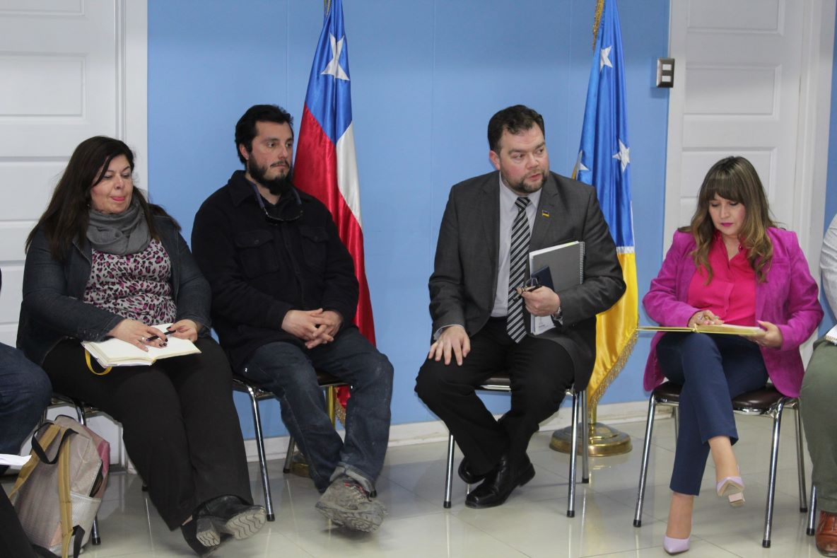 Amplia reunión de trabajo del Gobierno y gremios del turismo en Ultima Esperanza