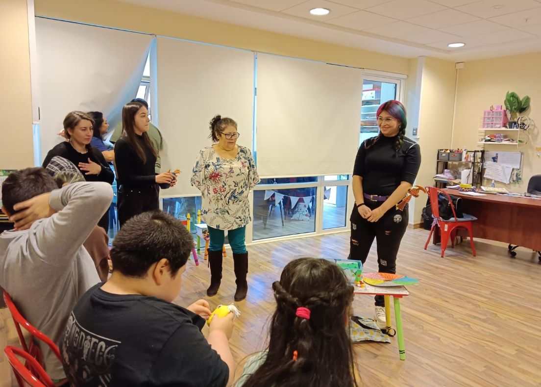 Estudiantes de Santo Tomás de Punta Arenas finalizaron proyecto ‘Conectados por el Aprendizaje’ en el aula hospitalaria