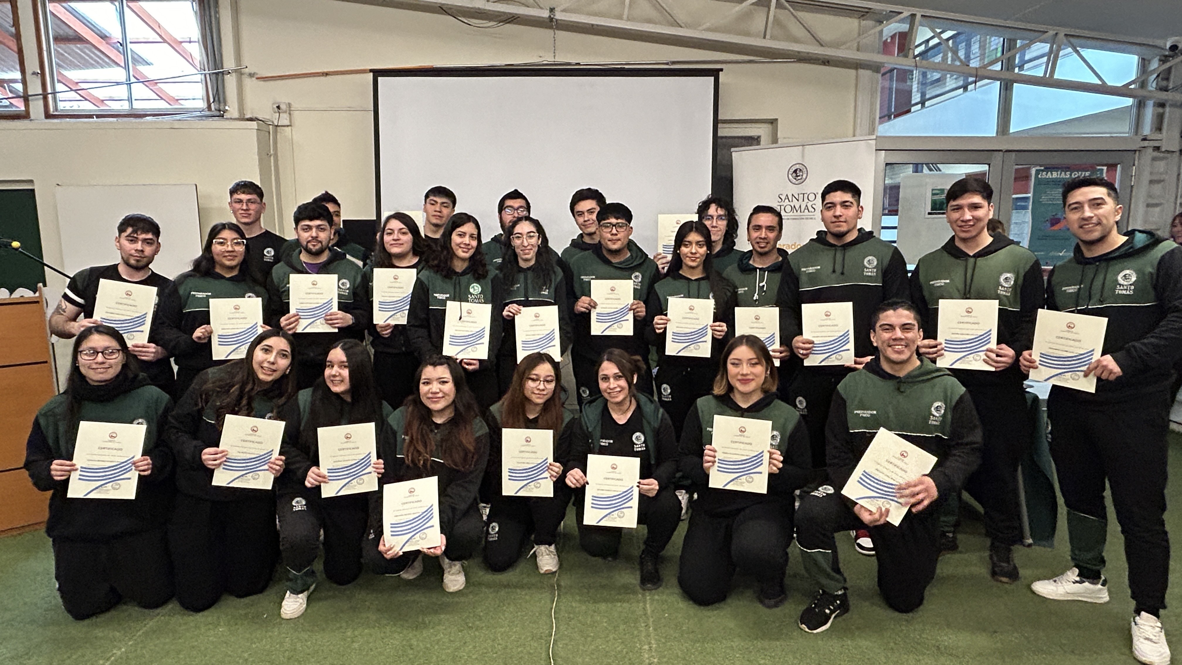 Estudiantes de Preparador Físico reciben certificaciones académicas avaladas por el Comité Olímpico de Chile