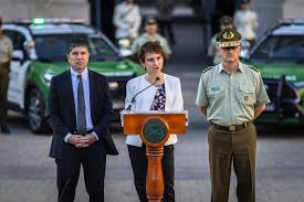 Ricardo Yañez renunció como General Director de Carabineros | Asume como nuevo Director General el general Marcelo Araya Zapata