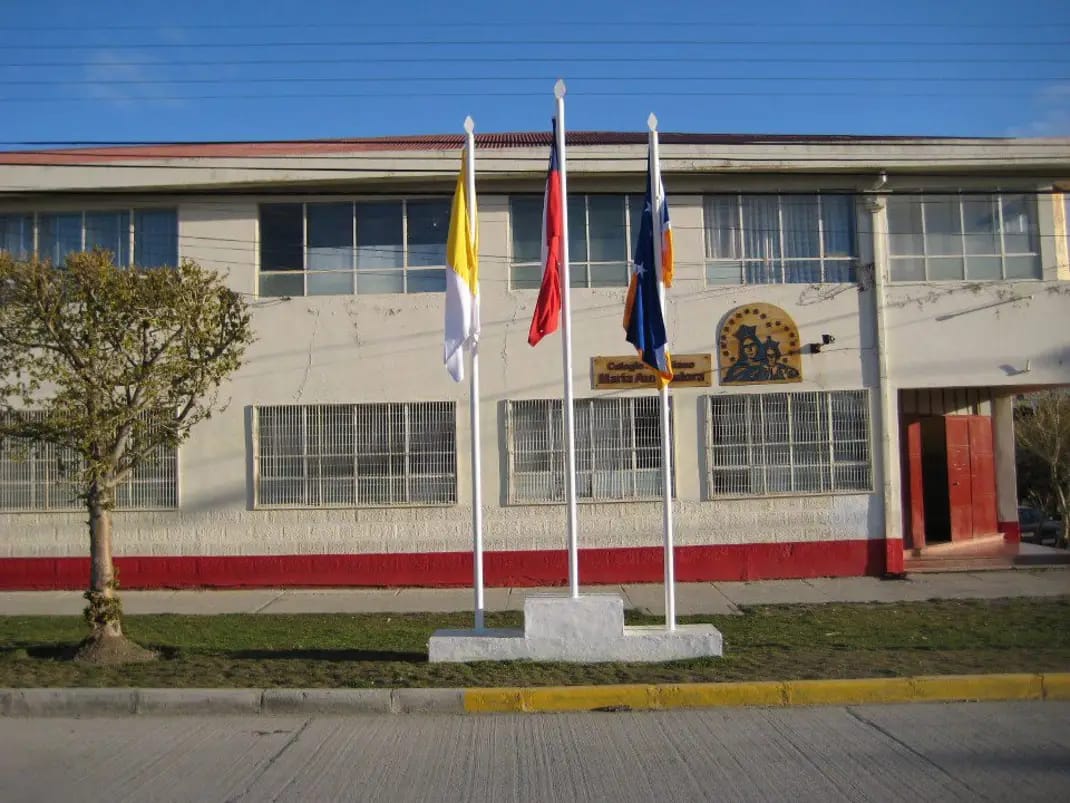 Concejal Carlos Soto denuncia situación de trabajadores de la Escuela María Auxiliadora de Porvenir