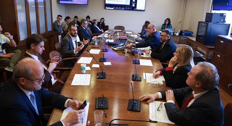 Comisión de Economía de la Cámara de Diputados respalda idea de extender permiso postnatal parental