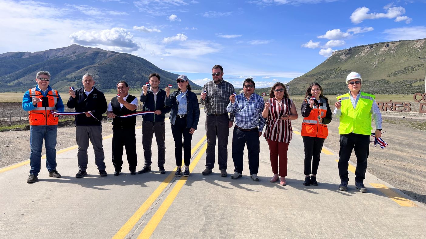 Gobierno inaugura la tan esperada nueva Ruta 9, sector Puente Tres Pasos en Ultima Esperanza