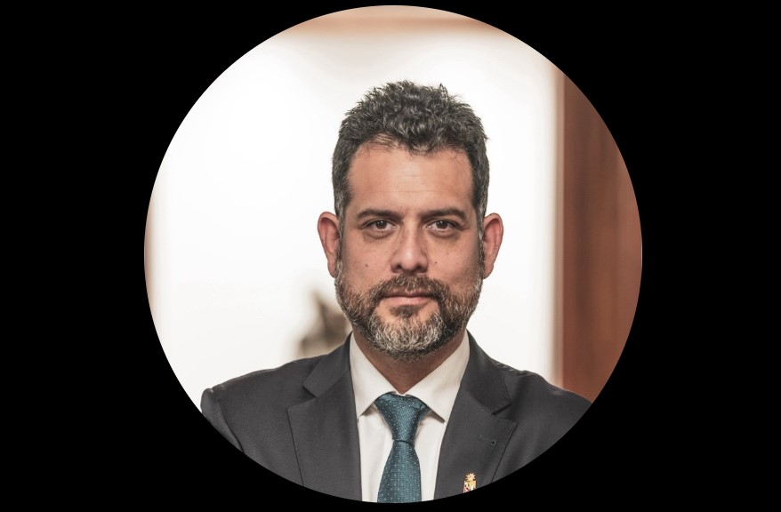 Abogado de Gabriel Boric presenta ante Fiscalía antecedentes para investigación penal de presunto acoso ocurrido en 2013 y 2014