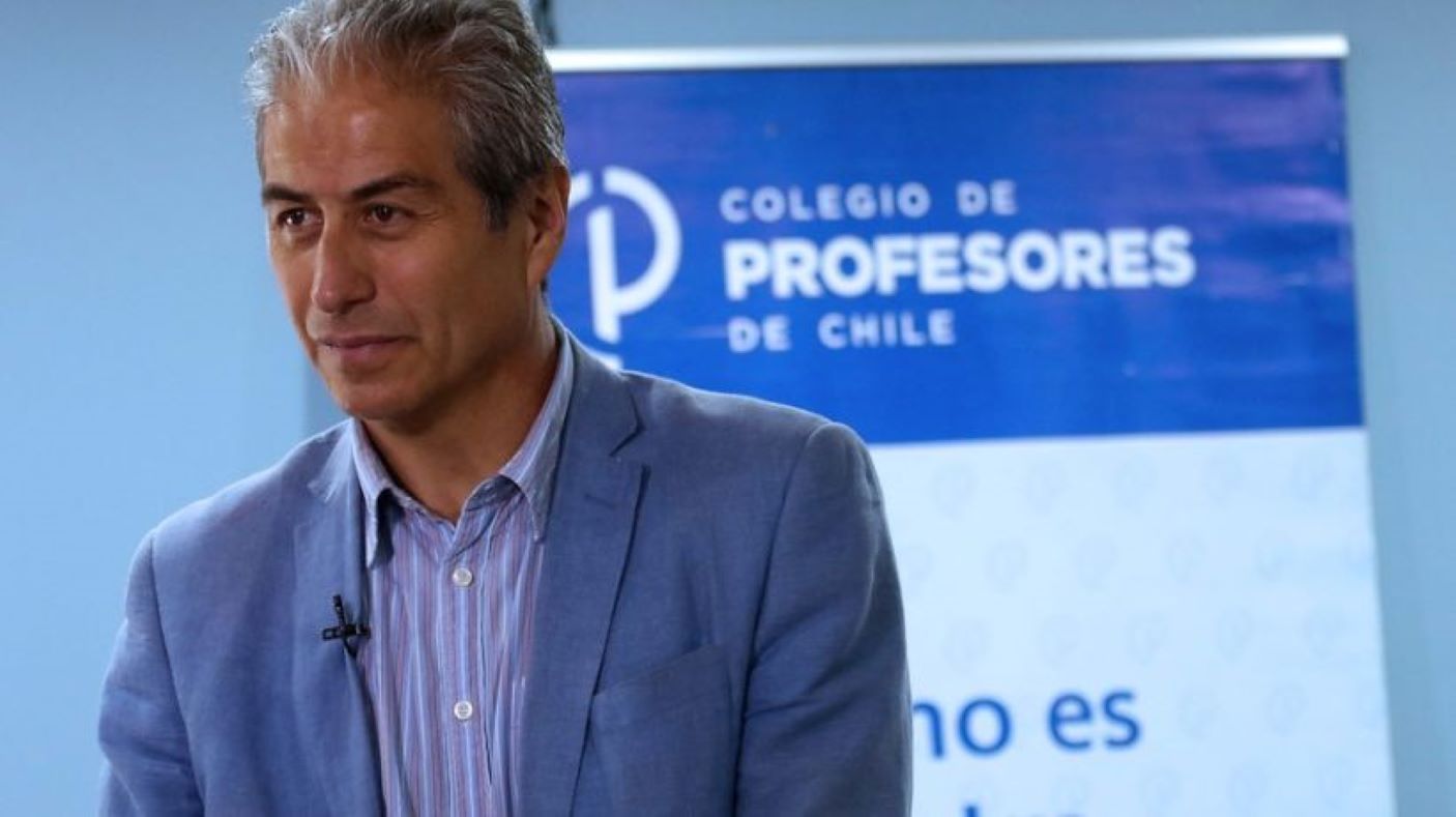 Colegio de Profesores plantea al MINEDUC revisar decisión de no suspender clases el lunes siguiente a la segunda vuelta de elección de Gobernadores Regionales