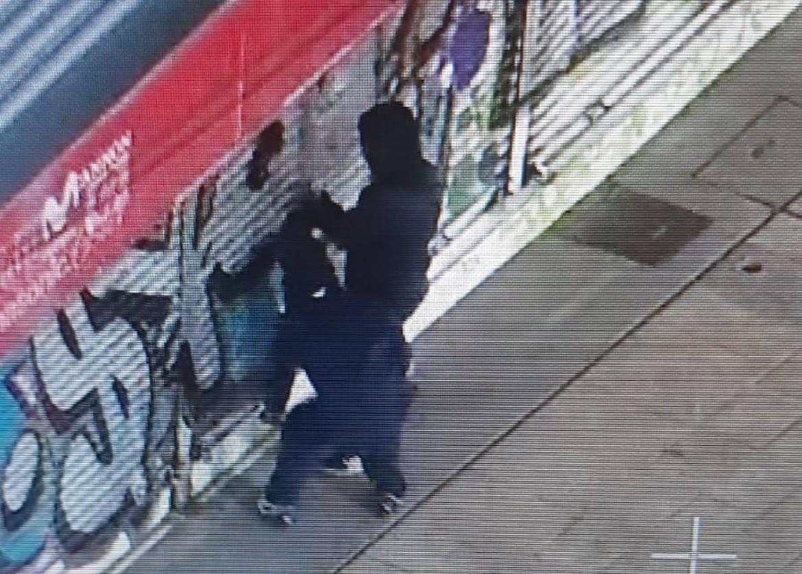 Carabineros frustró robo en céntrico local comercial y detuvo a tres sujetos en Punta Arenas