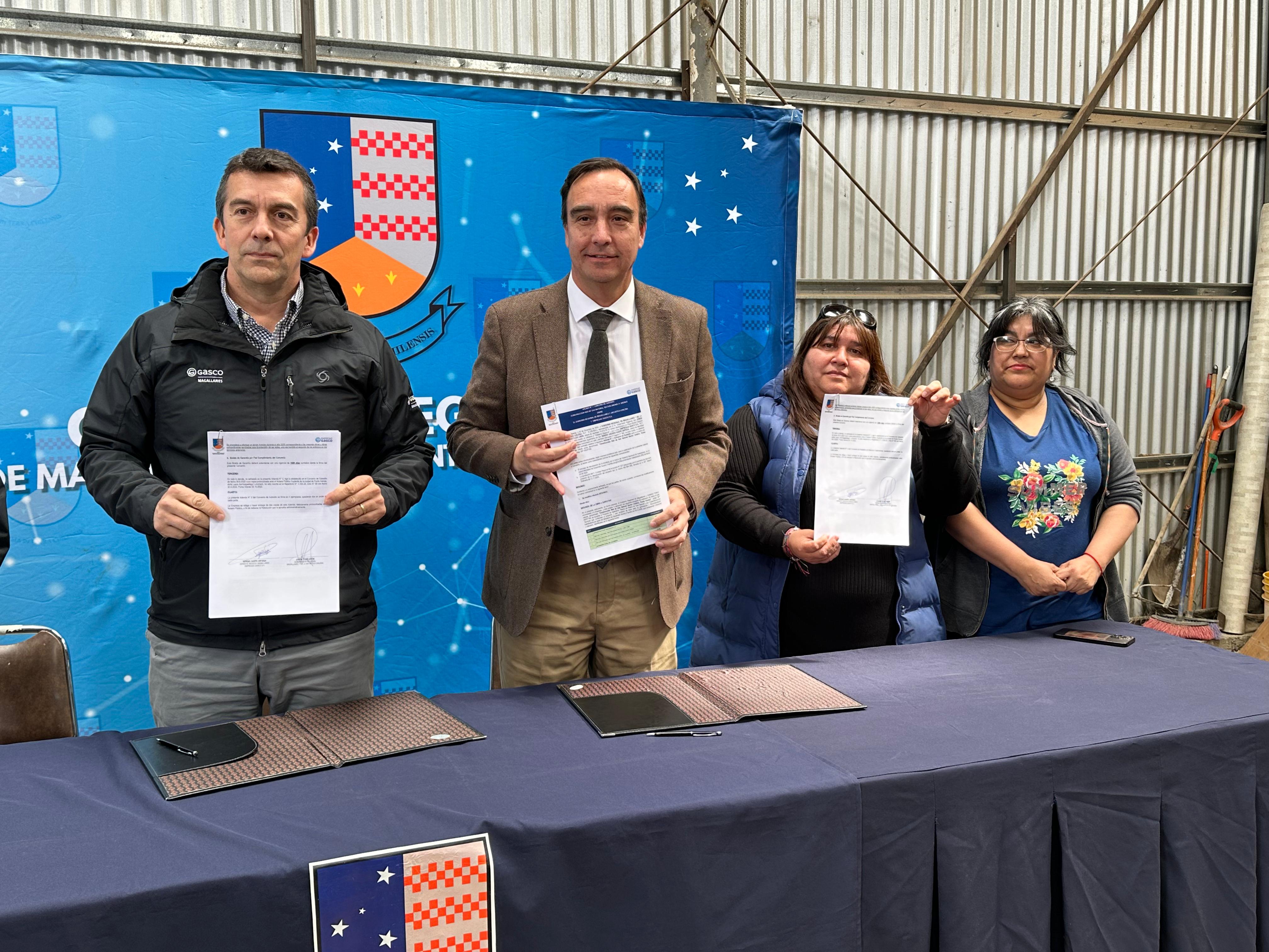 Anuncian extensión del proyecto de la red de gas del sector Andino que beneficiará a más de 270 familias