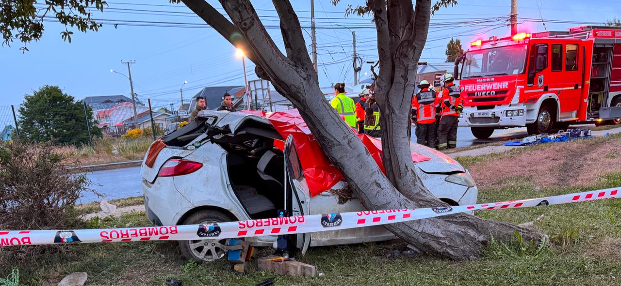 Fatal accidente de tránsito en Punta Arenas: un hombre pierde la vida en avenida Manuel Bulnes