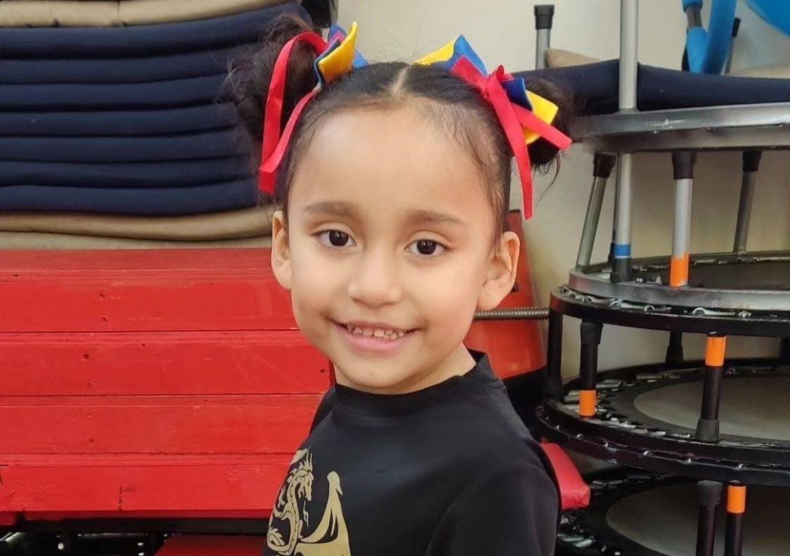 Niña puntarenense se prepara para cumplir el sueño de visitar la NASA gracias a su buena asistencia a clases