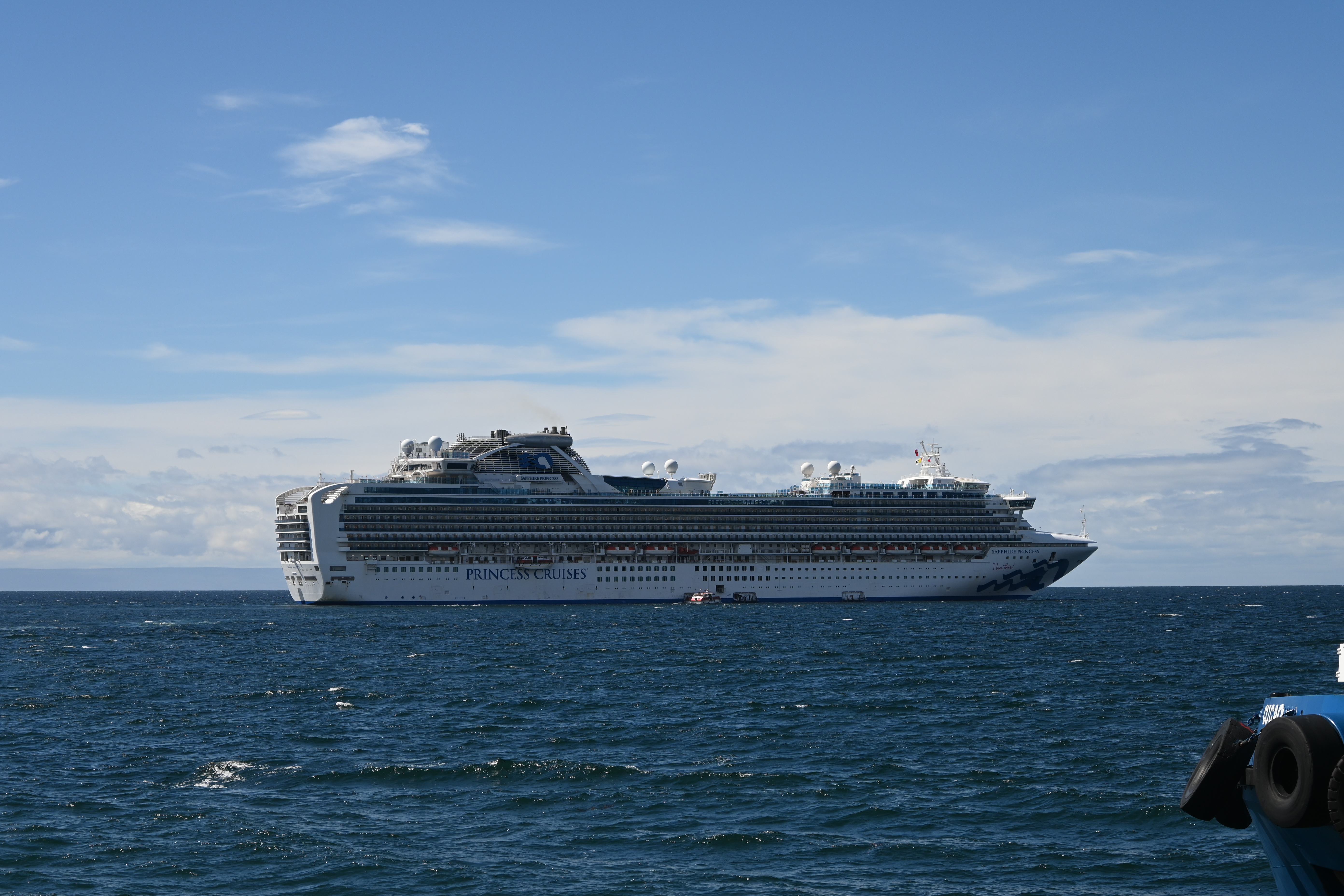 Empresa Portuaria Austral recibió al Sapphire Princess, uno de los cruceros más grandes de la temporada