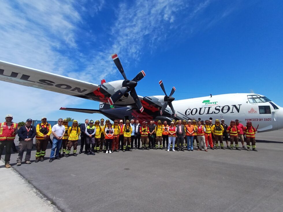 Gobierno recibe avión Hércules C-130 de gran capacidad y velocidad para combatir los incendios forestales